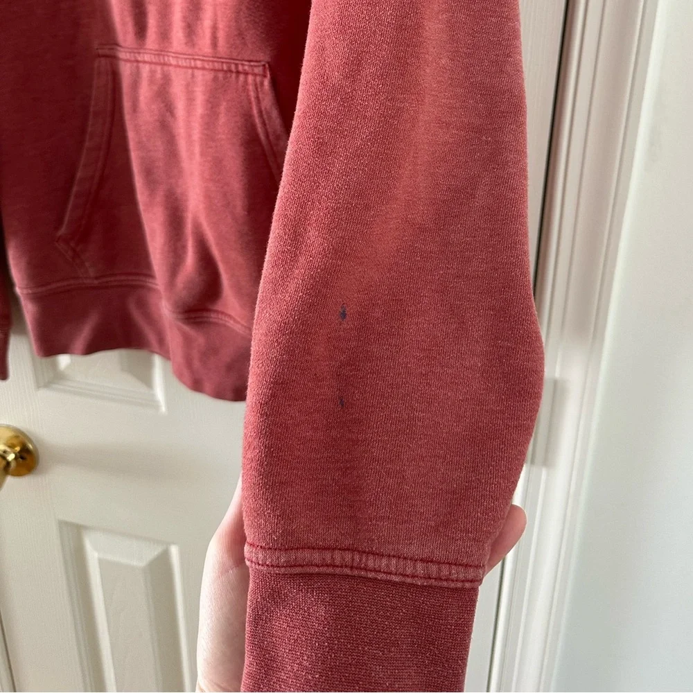 The North Face Men's Red Hoodie with Logo - Picture 4 of 11